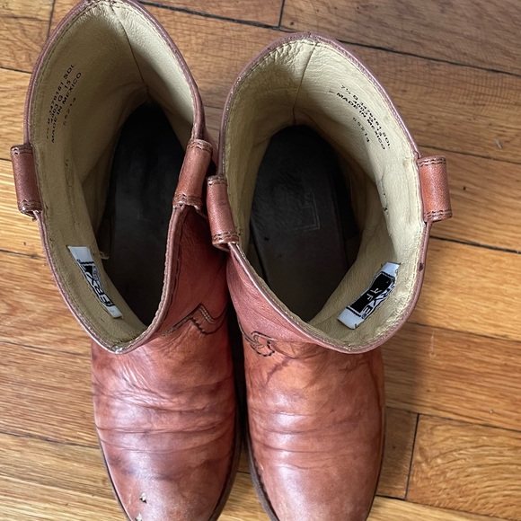 Women’s Frye Ankle Boots - Picture 7 of 8